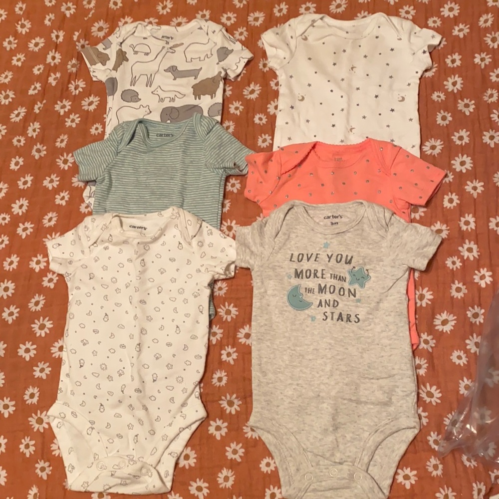 (Lot of 6) Carter’s 3m Baby Short-Sleeved Onesie Bodysuit